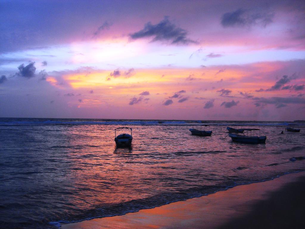 My Place Хиккадува Экстерьер фото